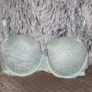 Victoria Secrets bra